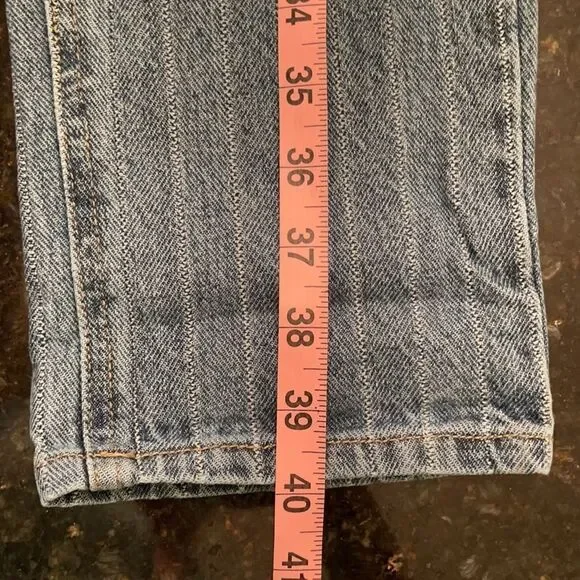 Urban Bliss Sz 12 Pinstriped Cuff Jeans Like New! - Picture 9 of 10